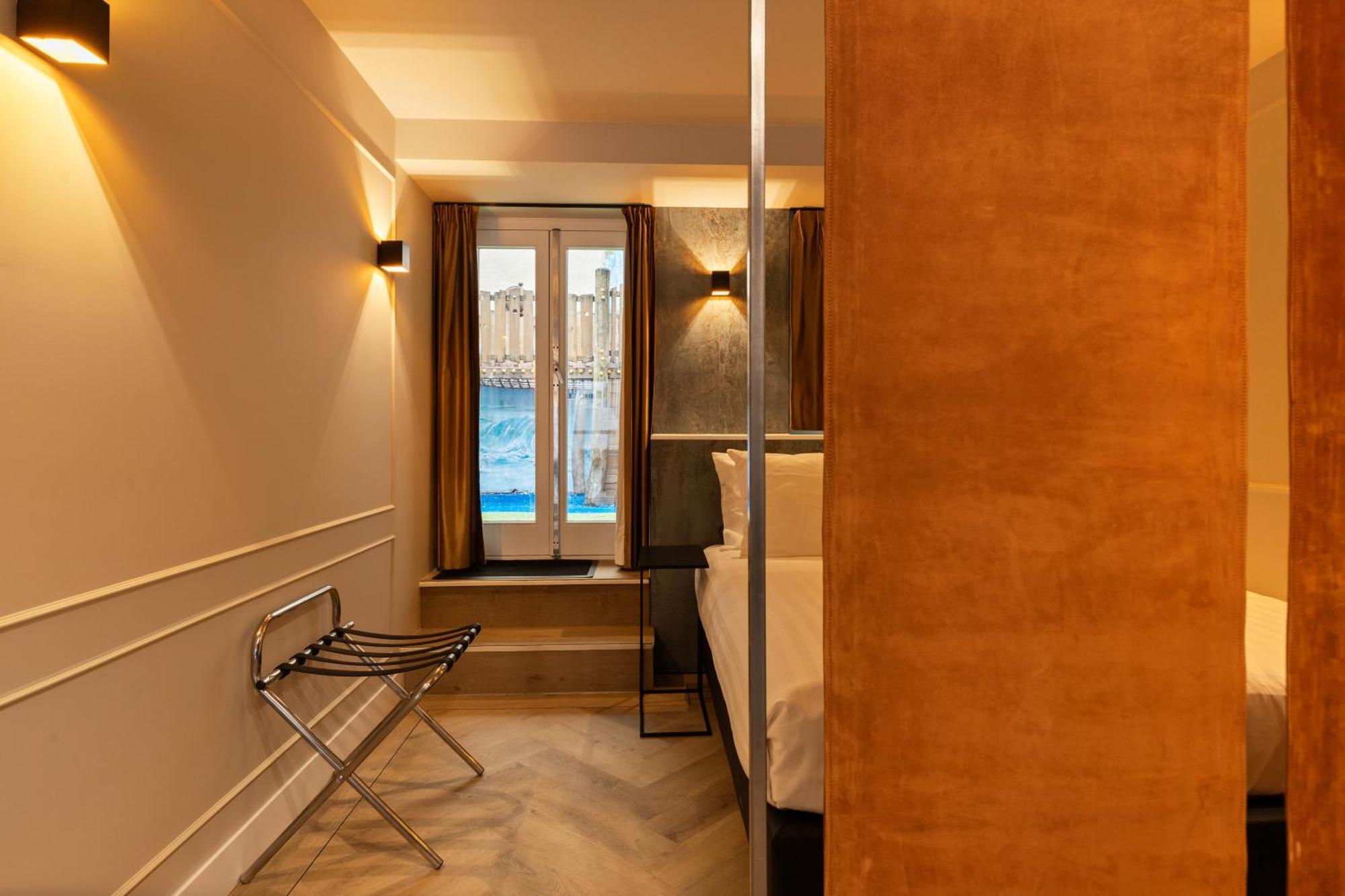 Midtown Hotel Royal Room Amsterdam Bagian luar foto
